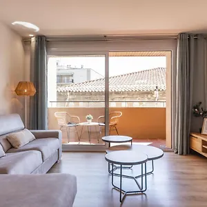 Apartamento Bravissimo Falcó, 3 Bedrooms&balcony, Gerona