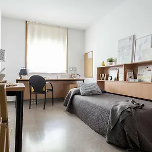 Residencia Universitaria Resa Campus De Montilivi Hostel
